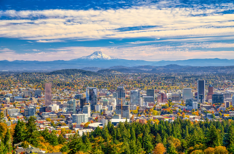 Portland, Oregon skyline with Mount Hood in the background