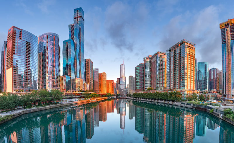Chicago Riverwalk and the downtown Chicago, Illinois skyline at sunrise