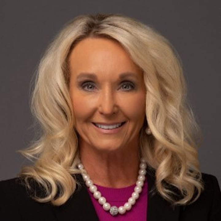 Rhonda Holt