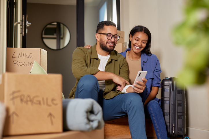 HELOC vs. Cash-Out Refinance: Which Is Right for You?
